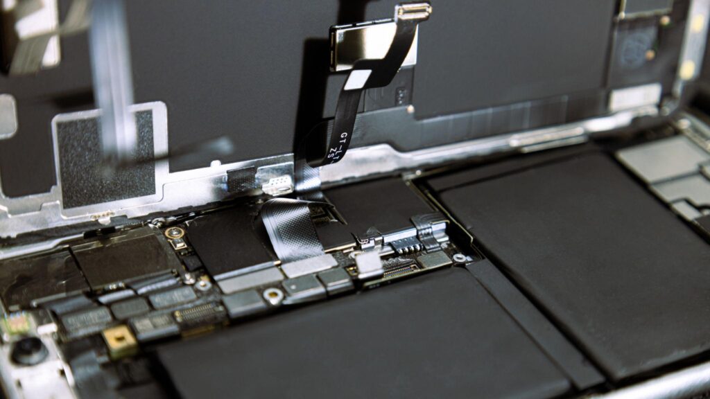 Learn how to repair iPhones step-by-step with our Apple iPhone Repair Course. Build a high-income skill and start your career in the mobile repair industry today.
Watch the complete guide now on our YouTube channel and start learning from basics to advanced iPhone repair.